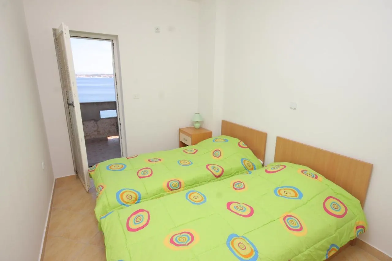 Apartments By The Sea Kali, Ugljan - 8235