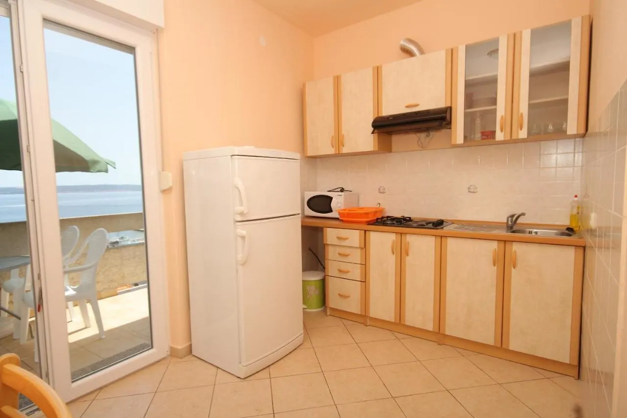 Apartments By The Sea Kali, Ugljan - 8235  Kali