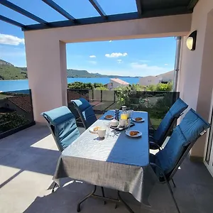 Apartman Amare, Kali
