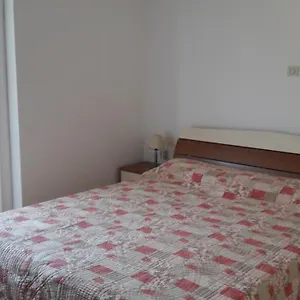 Apartman Bacvar 32, Kali